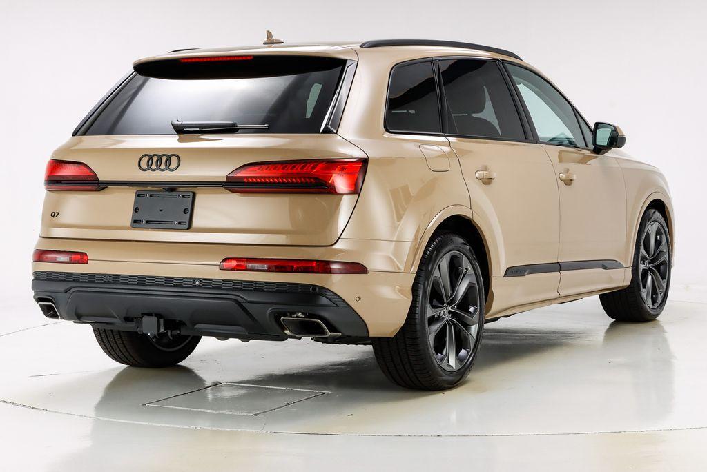 new 2025 Audi Q7 car, priced at $83,755