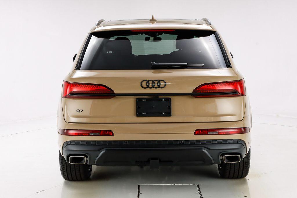 new 2025 Audi Q7 car, priced at $83,755