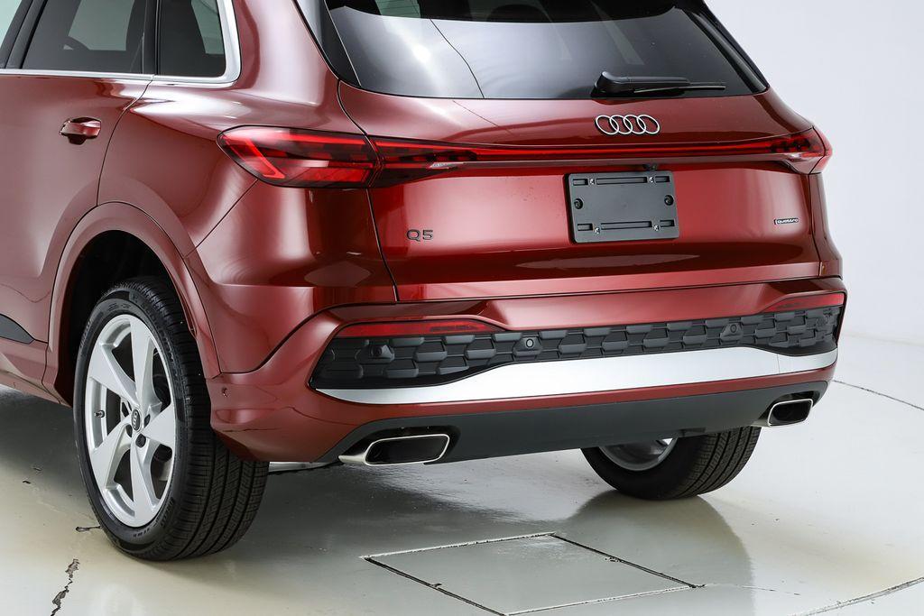 new 2025 Audi Q5 car, priced at $61,300