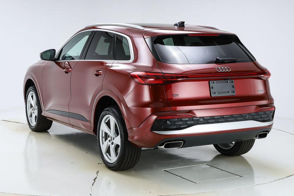 new 2025 Audi Q5 car, priced at $61,300