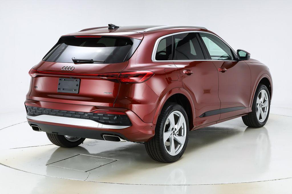 new 2025 Audi Q5 car, priced at $61,300