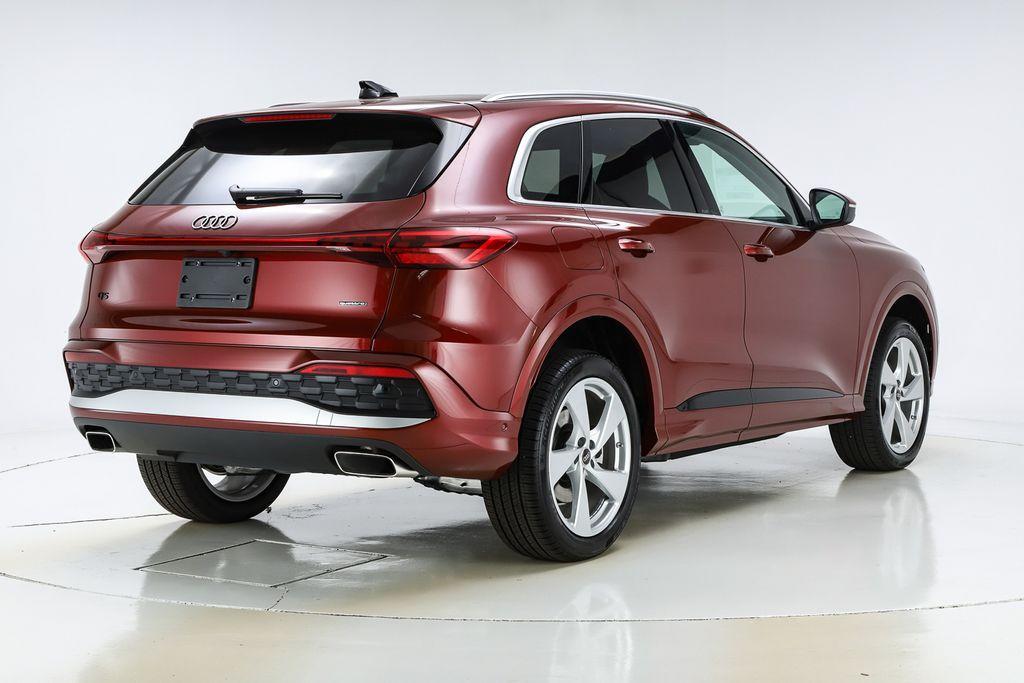new 2025 Audi Q5 car, priced at $61,300