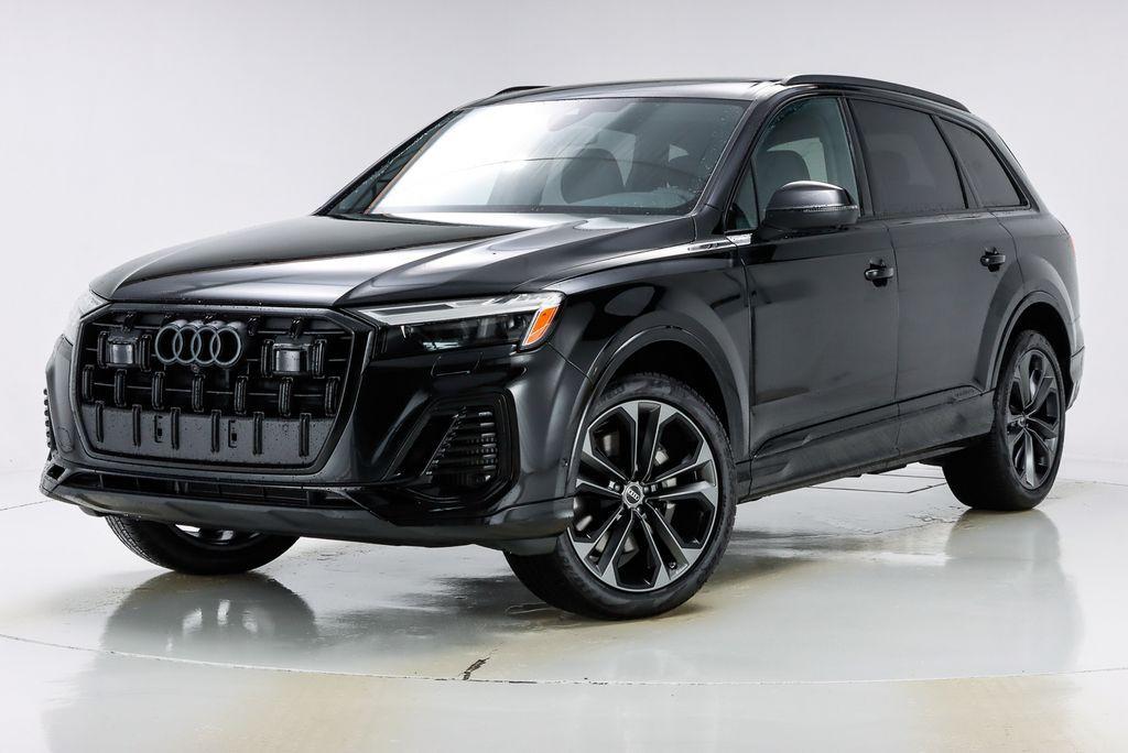 new 2025 Audi Q7 car, priced at $78,030