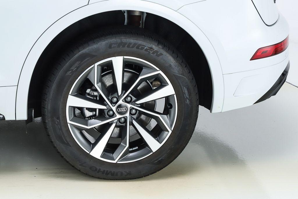 used 2024 Audi Q5 car, priced at $43,861