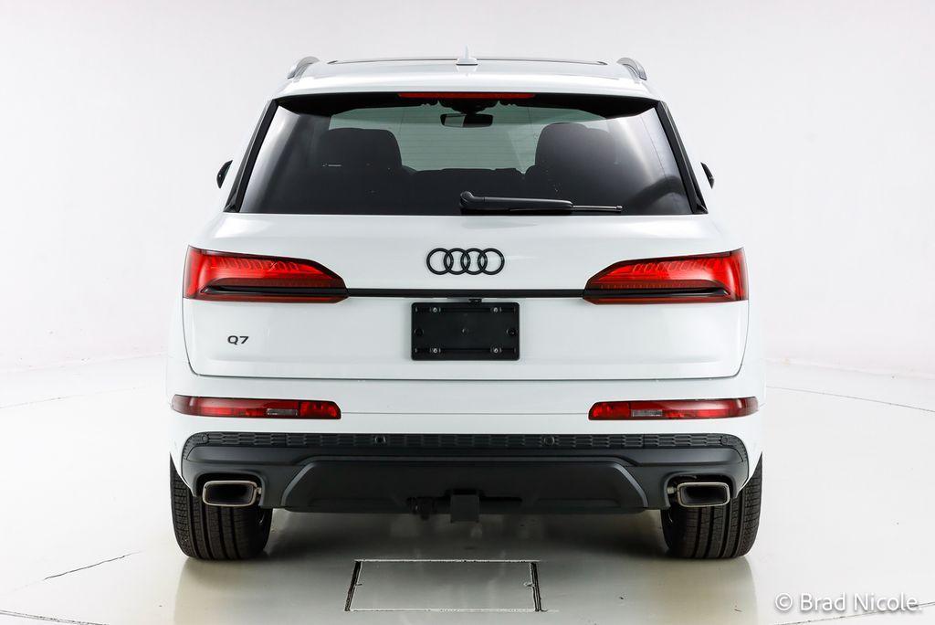 new 2025 Audi Q7 car, priced at $71,455