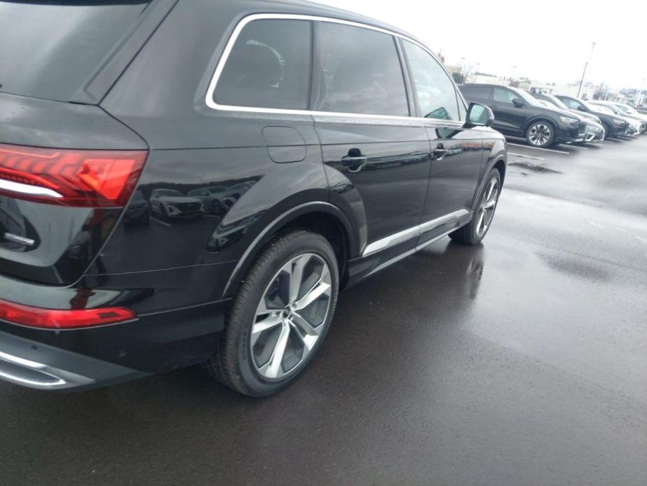 used 2024 Audi Q7 car, priced at $57,890