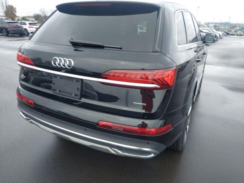 used 2024 Audi Q7 car, priced at $57,890