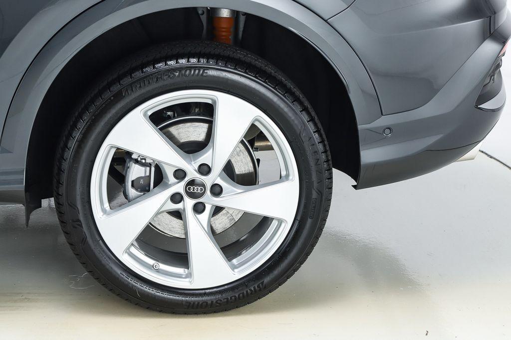 new 2025 Audi Q5 car, priced at $61,300