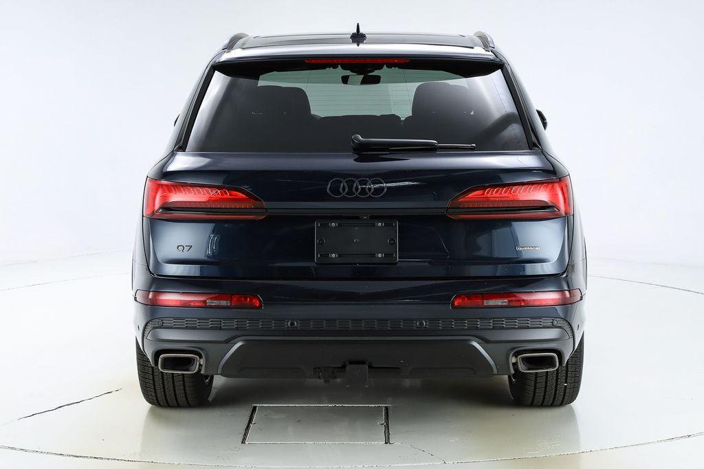 new 2026 Audi Q7 car, priced at $78,140