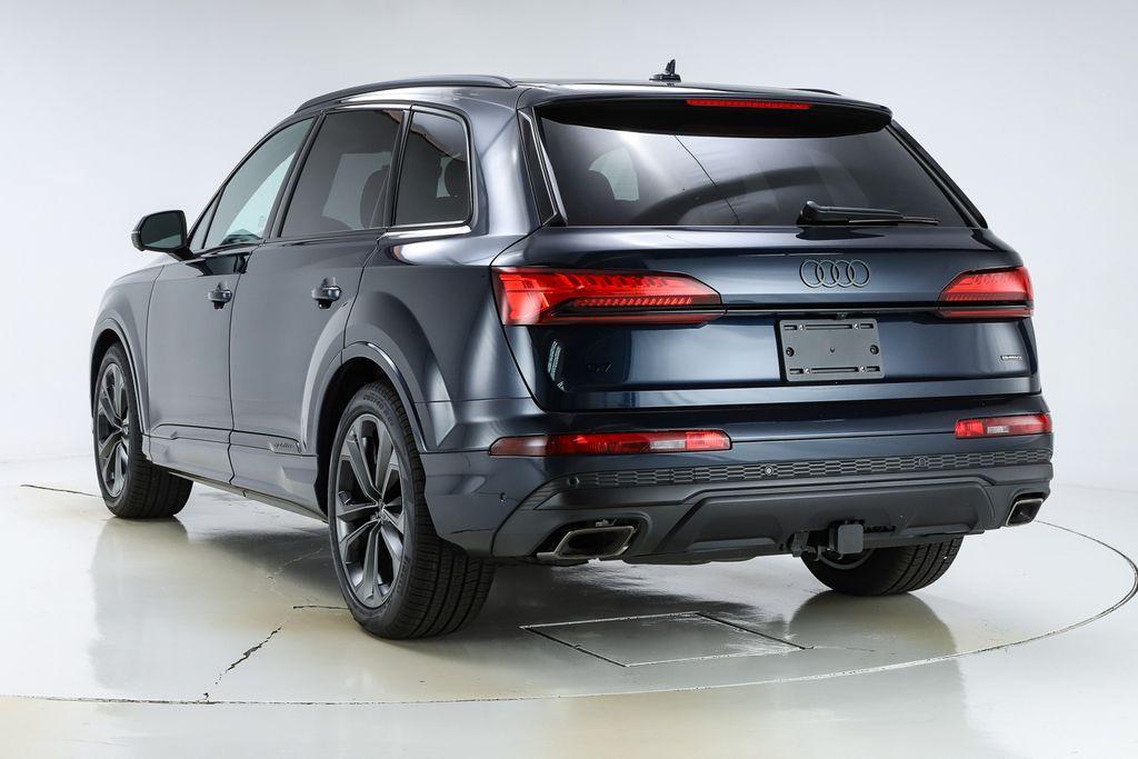 new 2026 Audi Q7 car, priced at $78,140