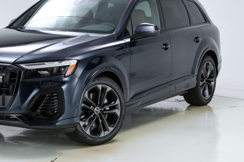 new 2026 Audi Q7 car, priced at $78,140