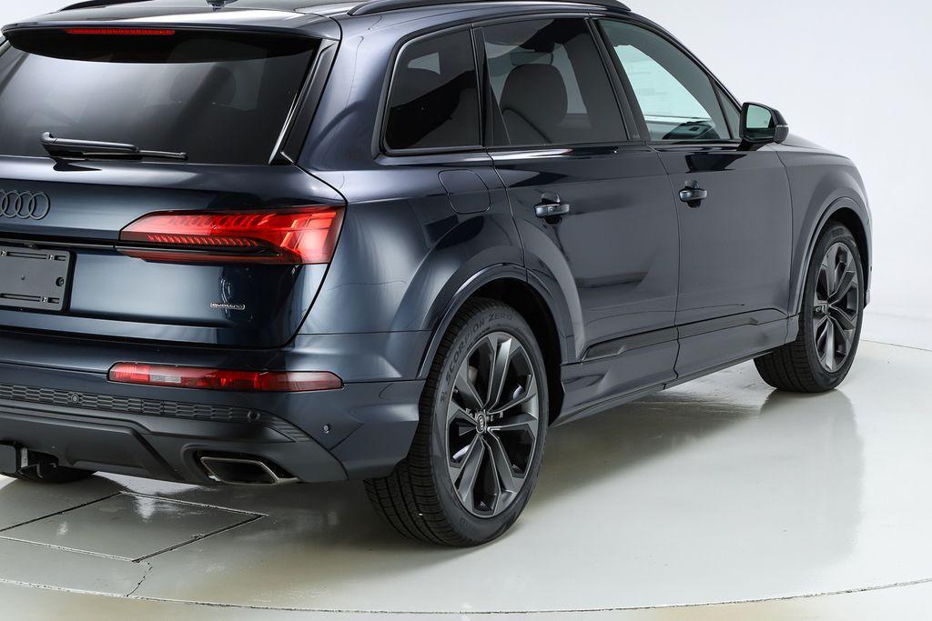 new 2026 Audi Q7 car, priced at $78,140
