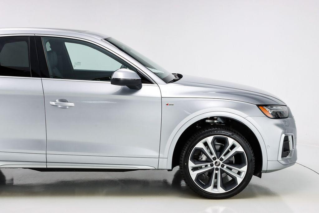 new 2024 Audi Q5 car, priced at $64,090