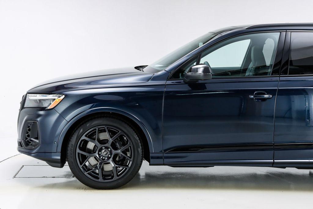 new 2025 Audi SQ7 car, priced at $105,465