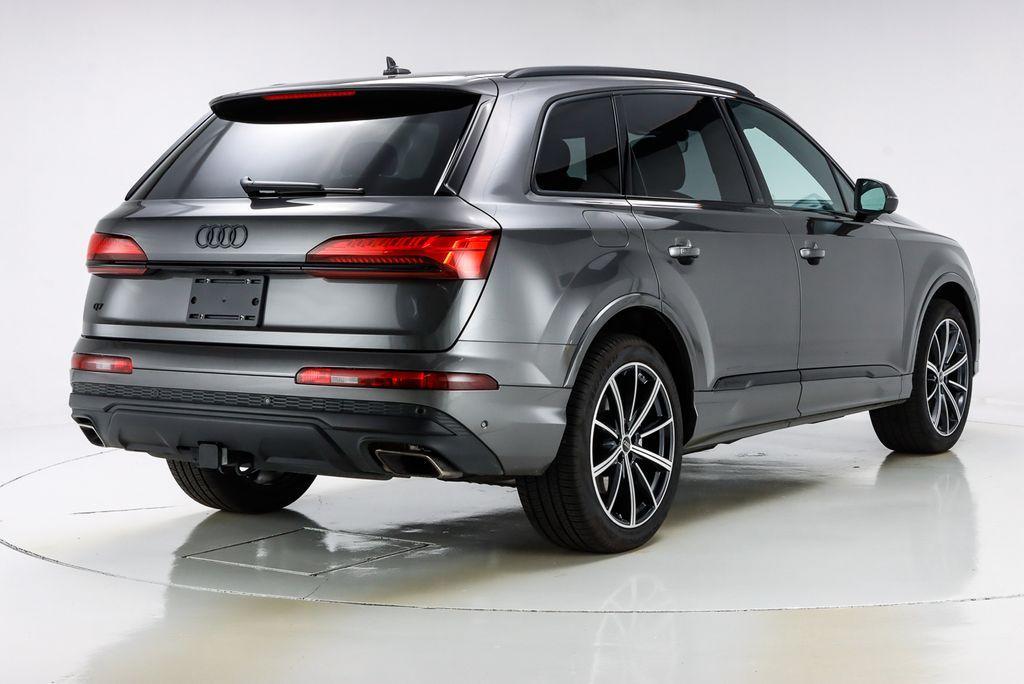 used 2025 Audi Q7 car, priced at $58,498