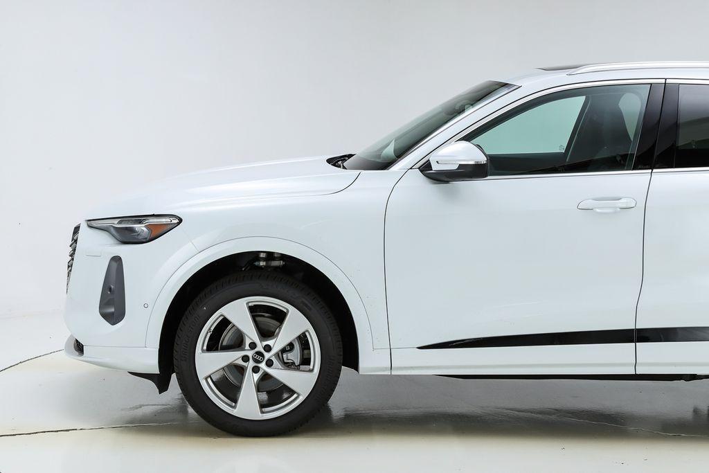 new 2025 Audi Q5 car, priced at $62,080