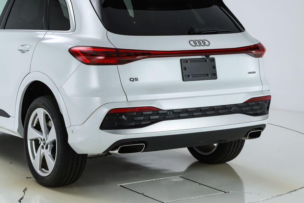 new 2025 Audi Q5 car, priced at $61,300