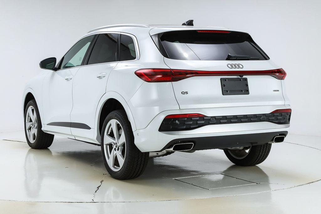 new 2025 Audi Q5 car, priced at $61,300