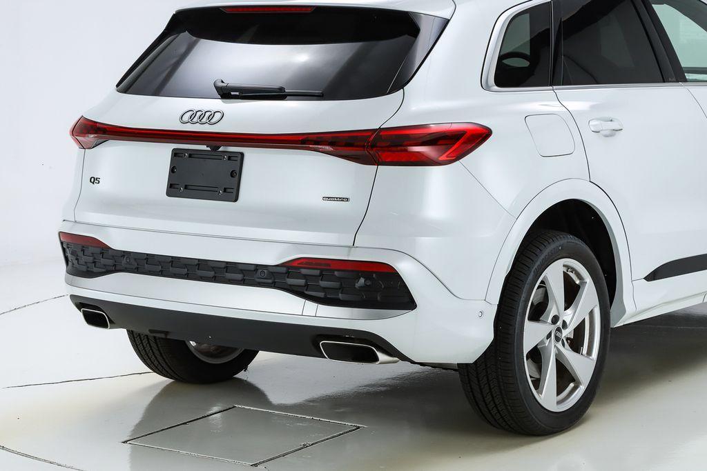 new 2025 Audi Q5 car, priced at $61,300