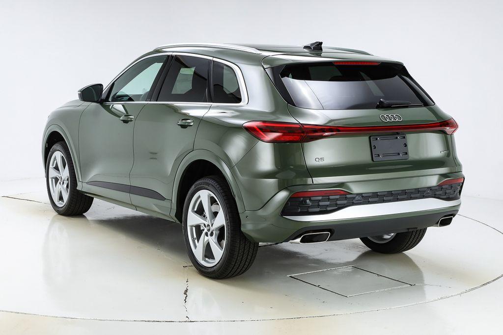 new 2025 Audi Q5 car, priced at $61,300