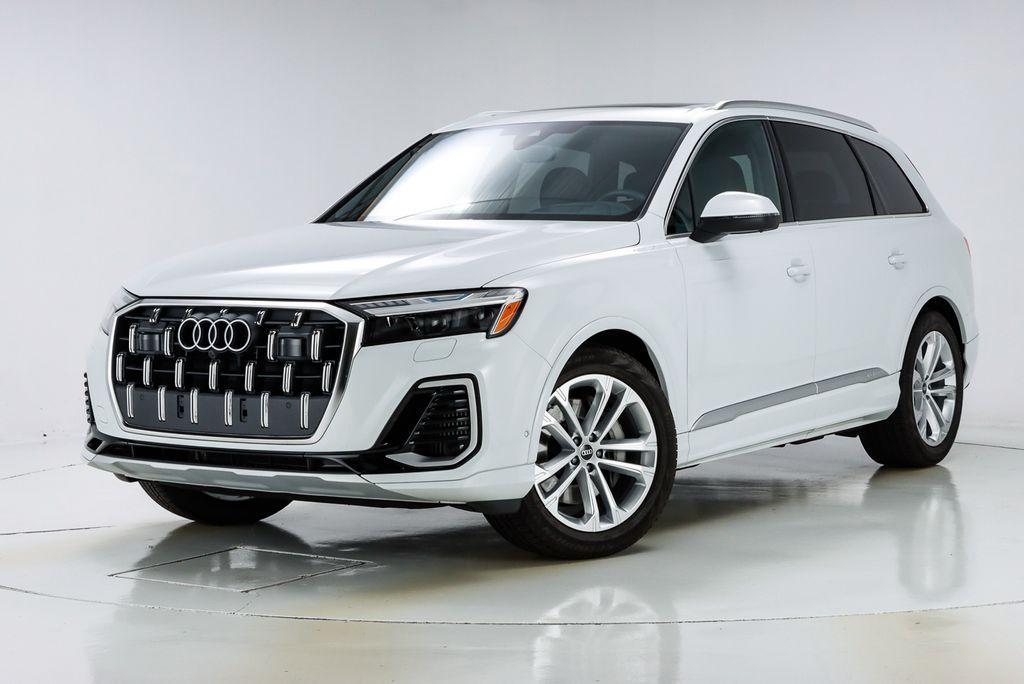 used 2025 Audi Q7 car, priced at $76,574