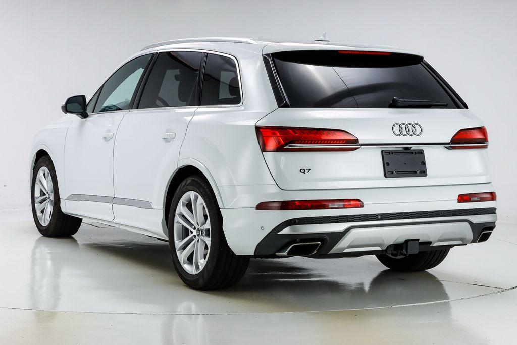 used 2025 Audi Q7 car, priced at $76,574