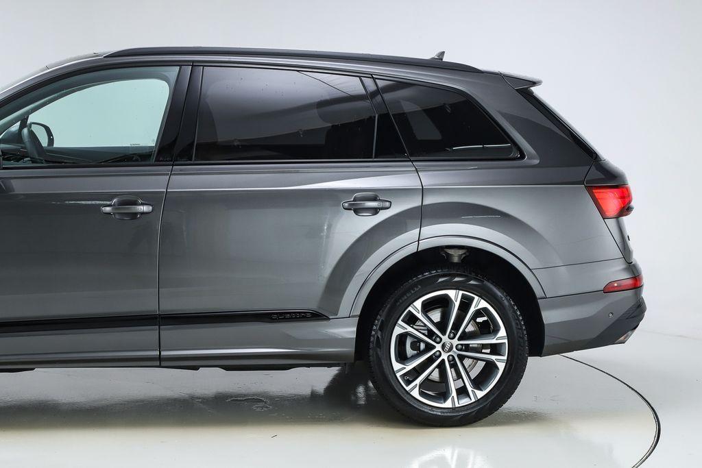 used 2025 Audi Q7 car, priced at $55,546
