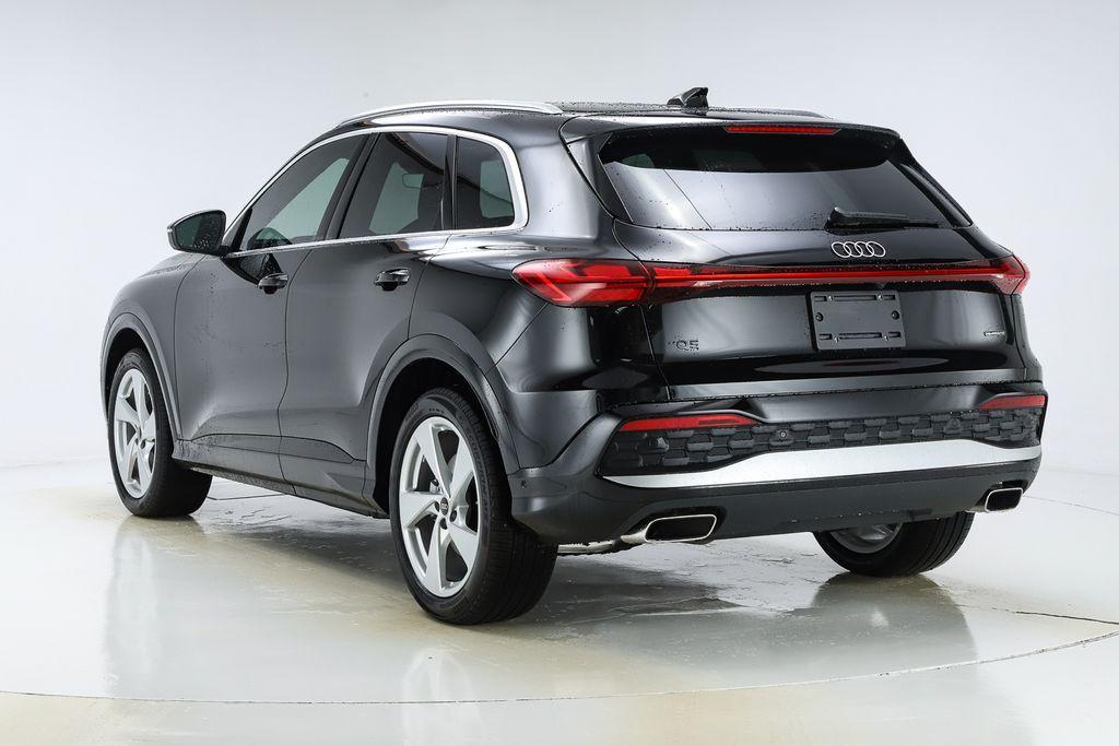 new 2025 Audi Q5 car, priced at $64,250