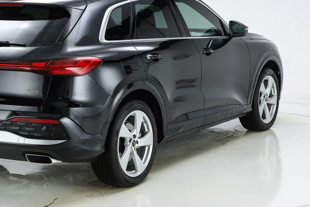 new 2025 Audi Q5 car, priced at $64,250