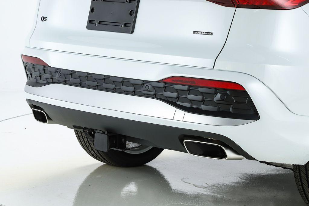 new 2025 Audi Q5 car, priced at $62,080