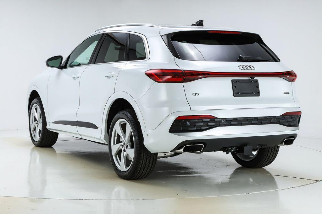 new 2025 Audi Q5 car, priced at $62,080