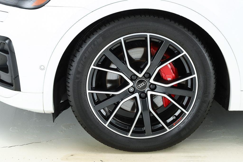 used 2023 Audi SQ5 car, priced at $43,318