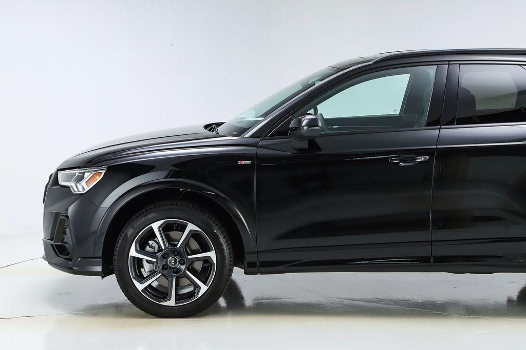 new 2025 Audi Q3 car, priced at $47,075