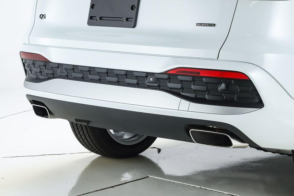 new 2025 Audi Q5 car, priced at $61,300