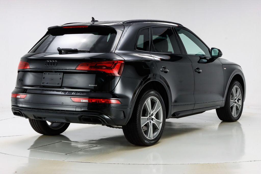 new 2025 Audi Q5 car, priced at $53,885