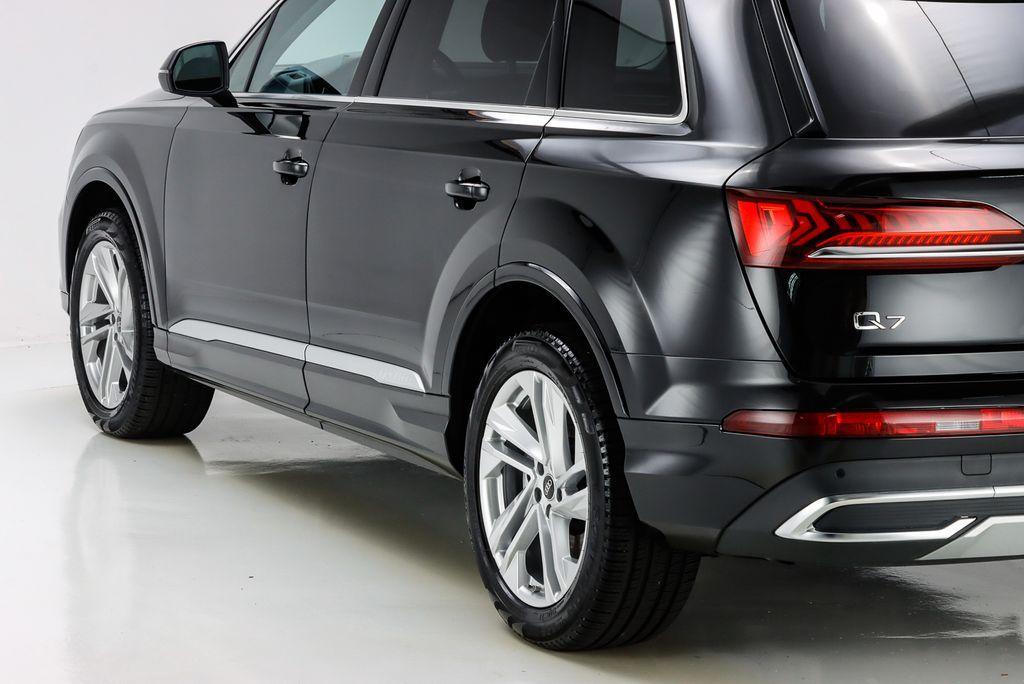 used 2023 Audi Q7 car, priced at $52,645