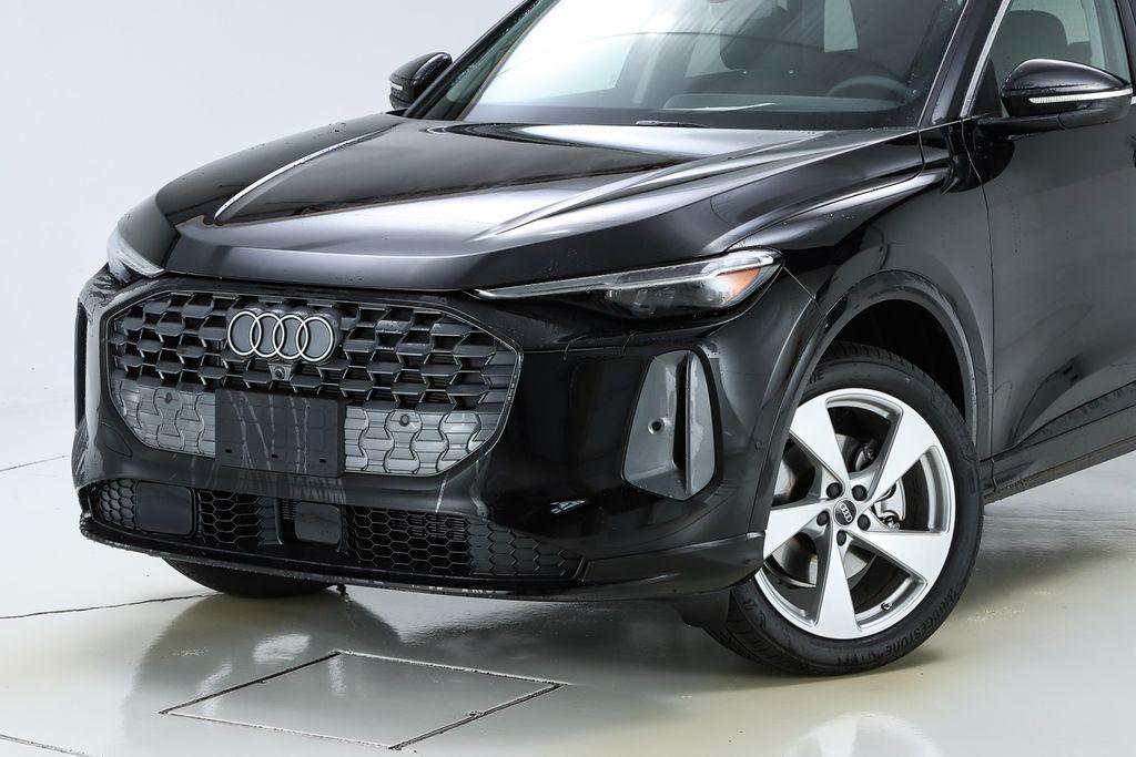 new 2025 Audi Q5 car, priced at $60,350
