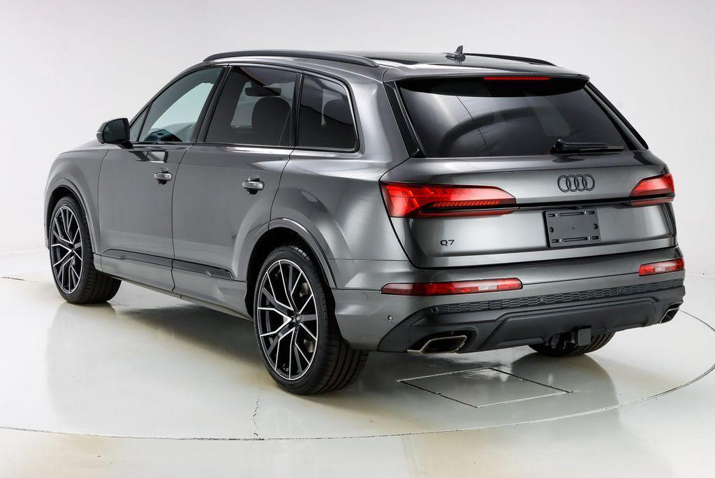 new 2025 Audi Q7 car, priced at $86,600