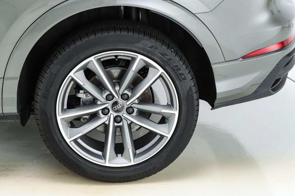 used 2024 Audi Q3 car, priced at $36,012