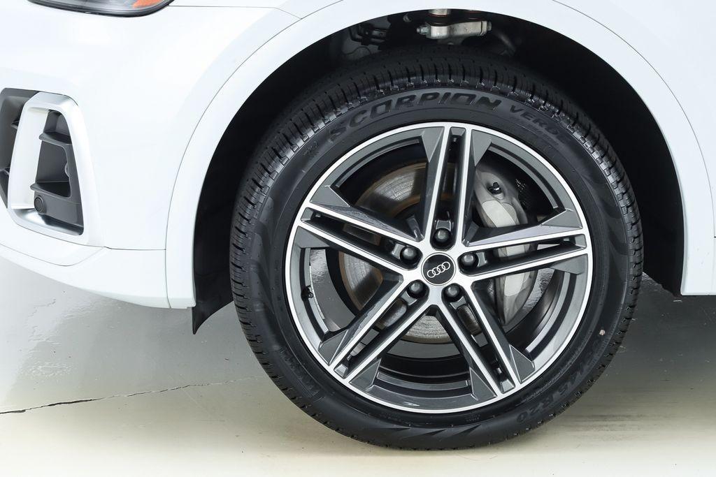 used 2025 Audi Q5 car, priced at $47,526