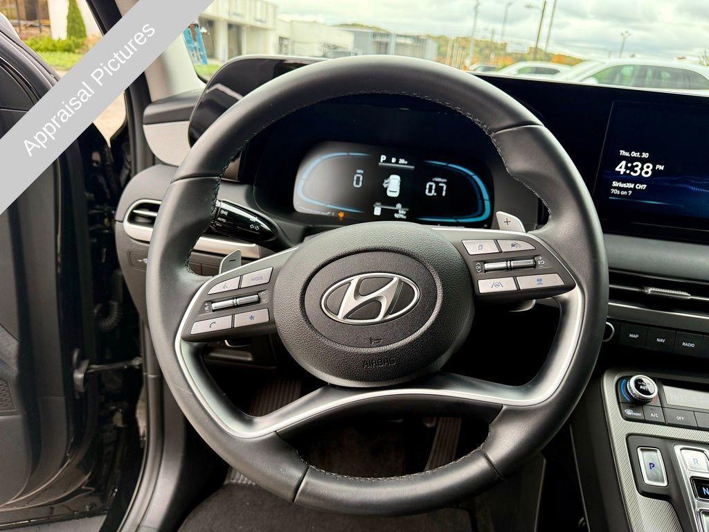 used 2025 Hyundai Palisade car, priced at $41,600