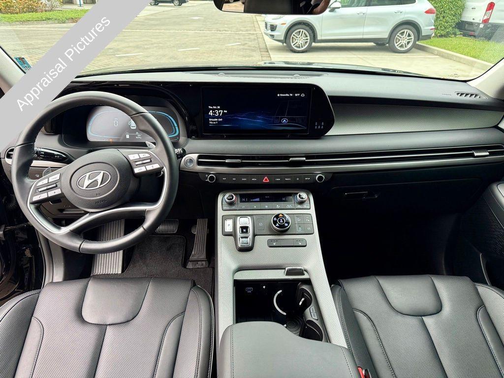 used 2025 Hyundai Palisade car, priced at $41,600