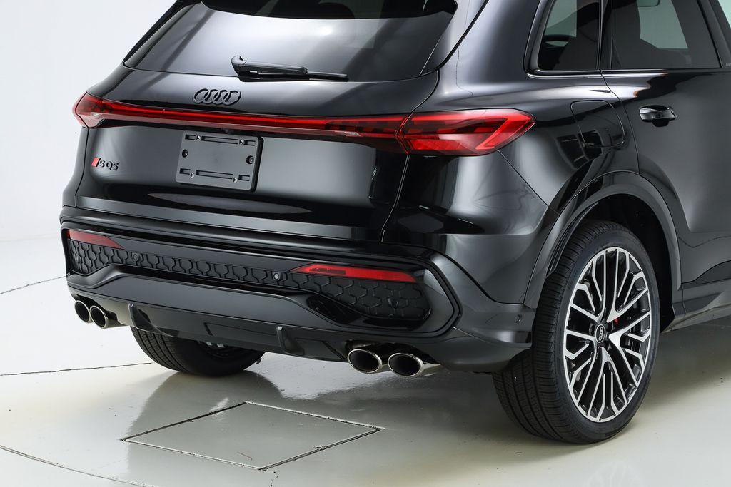 new 2025 Audi SQ5 car, priced at $74,265