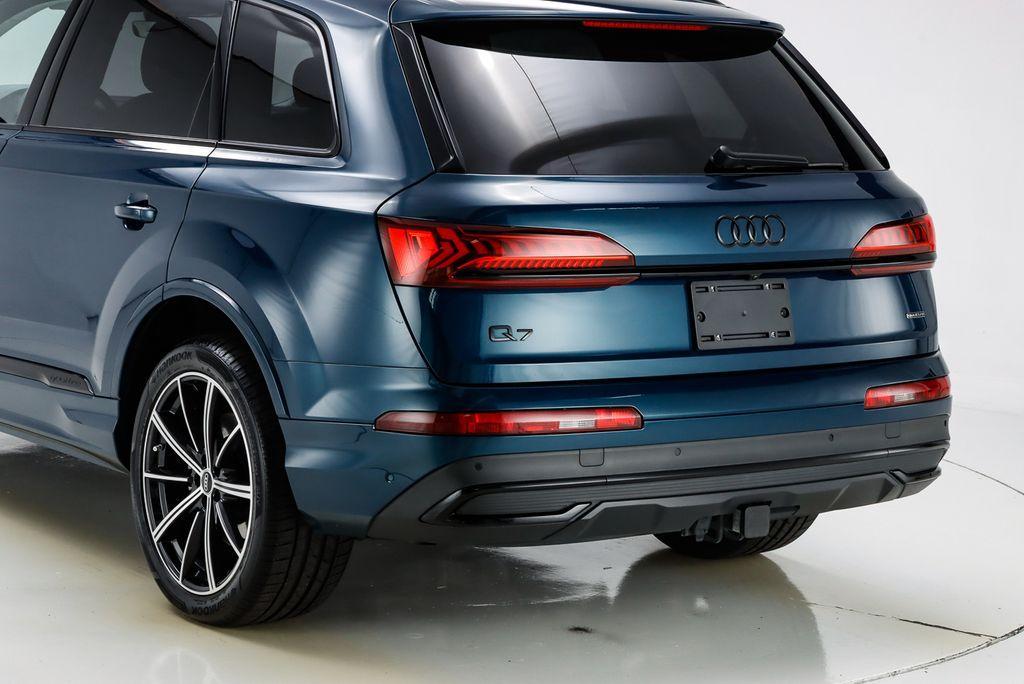 used 2022 Audi Q7 car, priced at $45,348