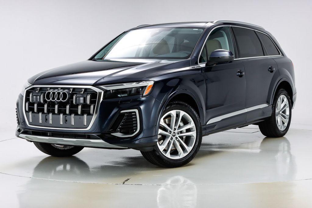 used 2025 Audi Q7 car, priced at $58,089