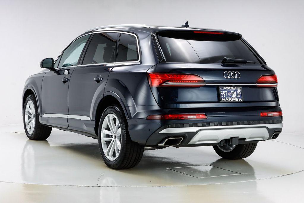 used 2025 Audi Q7 car, priced at $58,089