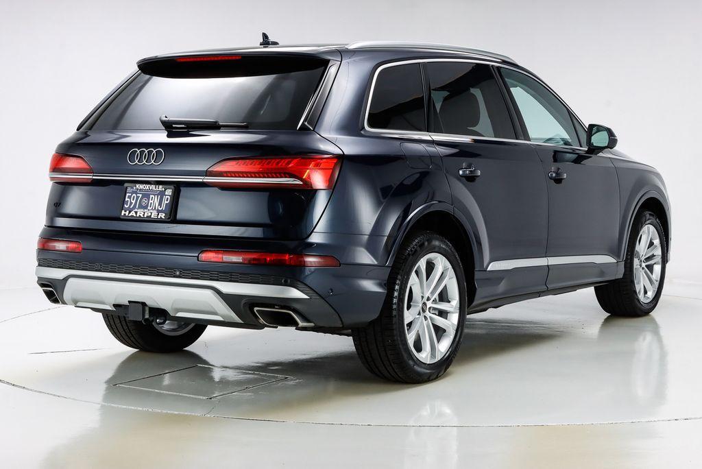 used 2025 Audi Q7 car, priced at $58,089