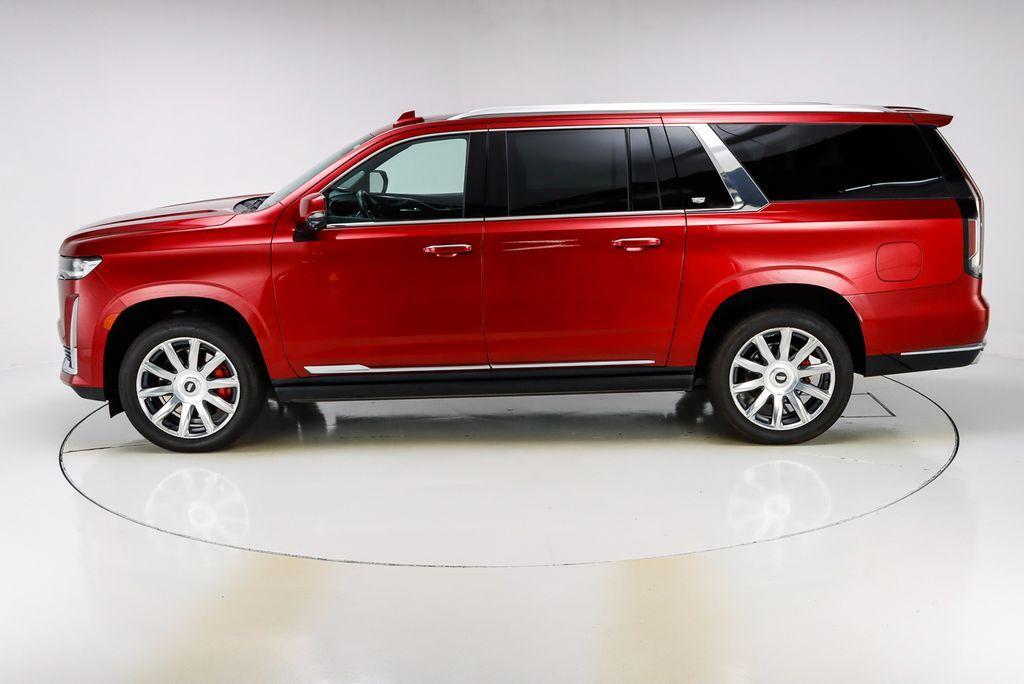 used 2022 Cadillac Escalade ESV car, priced at $57,380