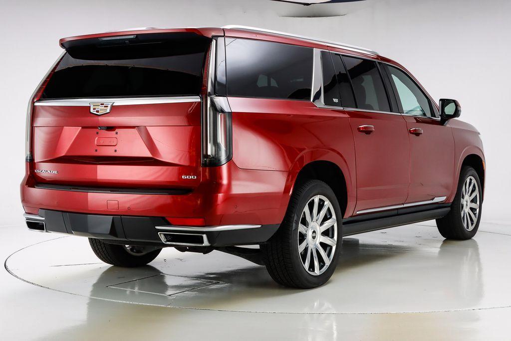 used 2022 Cadillac Escalade ESV car, priced at $57,380