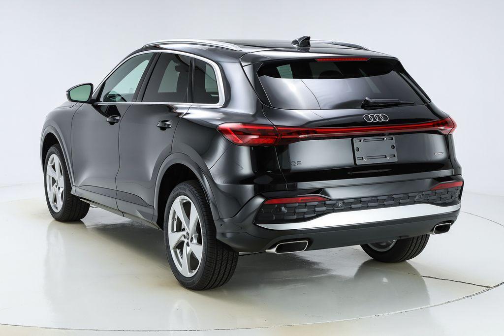 new 2025 Audi Q5 car, priced at $61,300